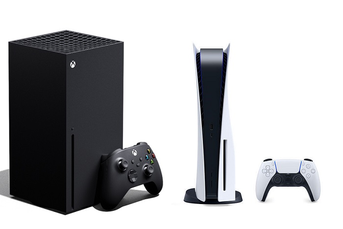 Image of an Xbox Series X next to a PS5 with their controllers 