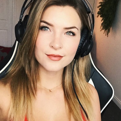 Photo of female gamer KittyPlays