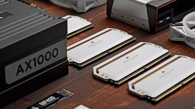 Corsair Shows Off Next-Gen Dominator Platinum RGB DDR5 Memory Kits,  Stealthy Black Design